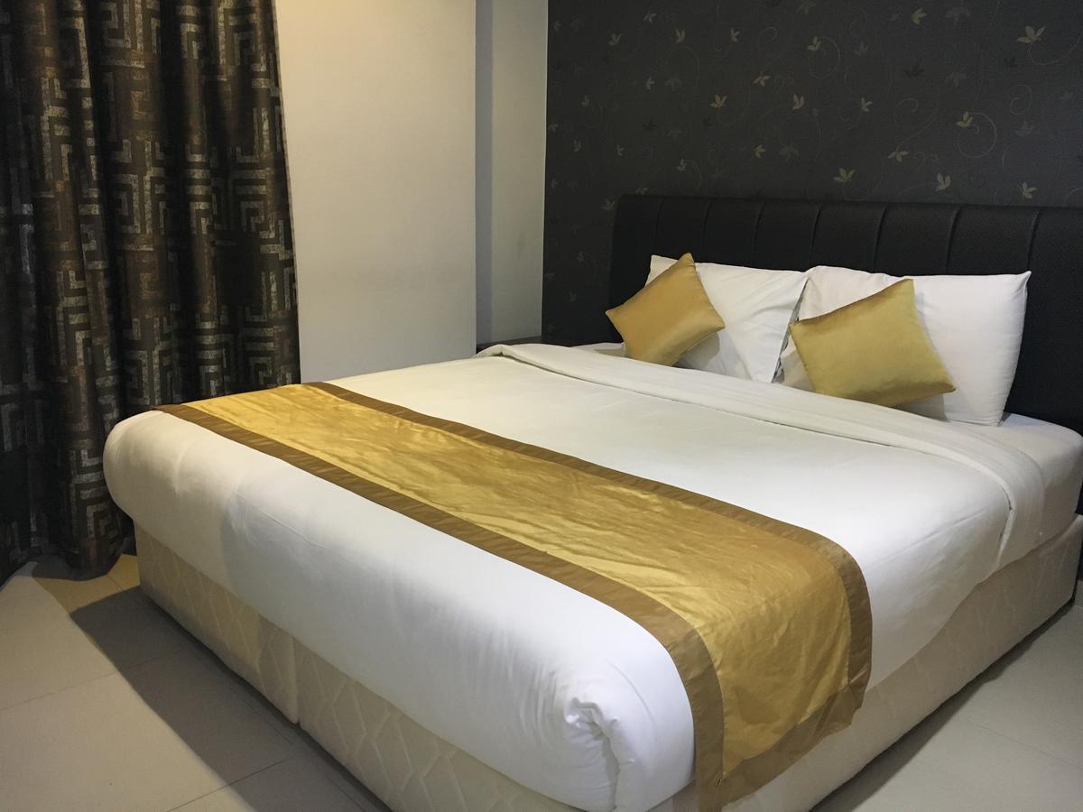 Al Muhanna Plaza Luxury Apartments Кувейт Экстерьер фото