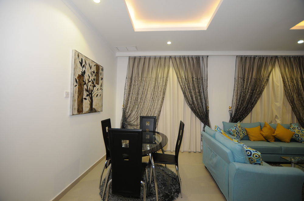 Al Muhanna Plaza Luxury Apartments Кувейт Экстерьер фото